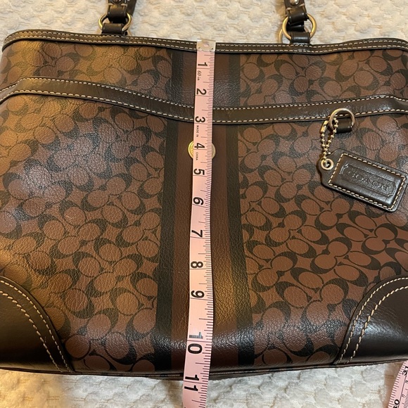 Coach Logo Print Brown Tote Hanndbag - Picture 7 of 16